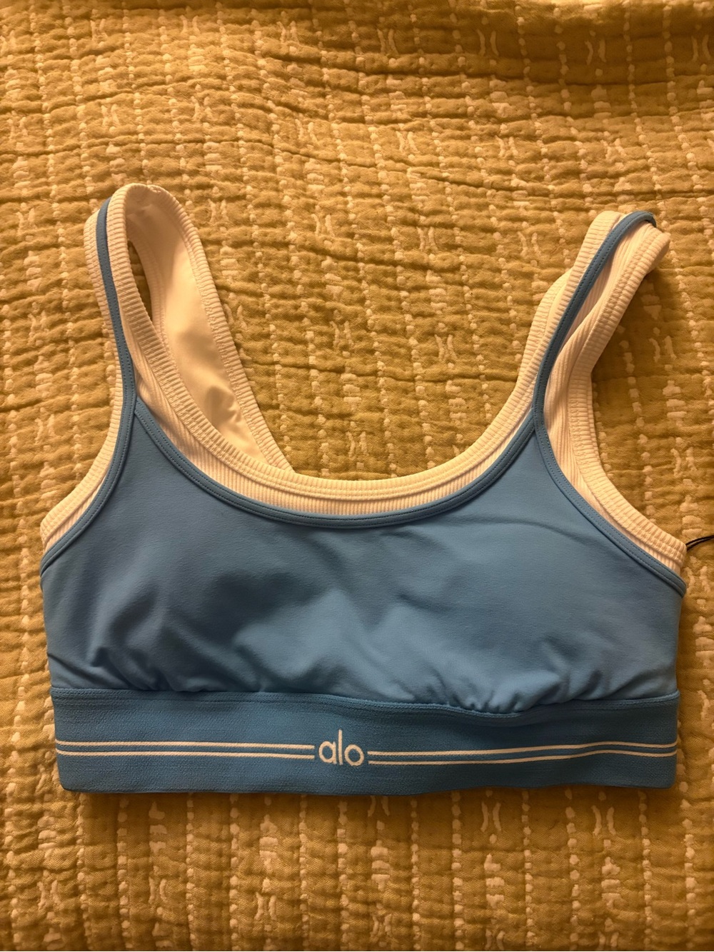 Alo Airbrush Better Together Bra - Picture 6 of 9